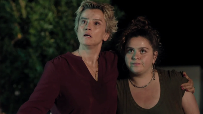 Plus belle la vie : Thomas surprend Vanessa et Ophélie en train de creuser dans le jardin, la vérité sur le point d'éclater ?