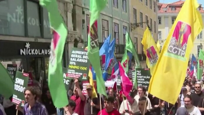 Portugal : derrière le "miracle économique", des salariés confrontés à la flambée du coût de la vie