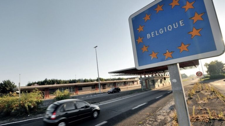 Pourquoi la Belgique va instaurer une vignette automobile à tous les conducteurs, même étrangers