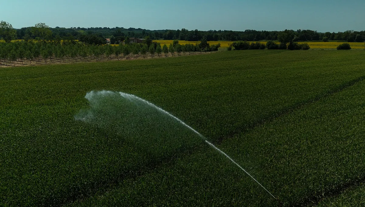 Qui veut confisquer l'eau ?