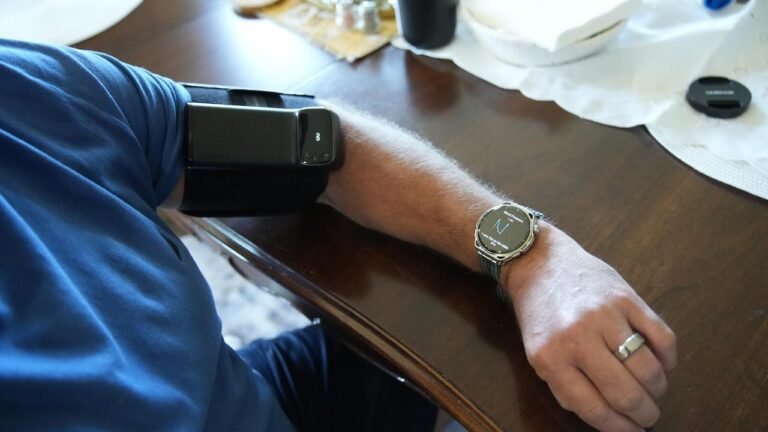 Retour d’expérience : j’ai testé durant un mois trois montres avec fonction de mesure de tension artérielle afin de déterminer la plus précise