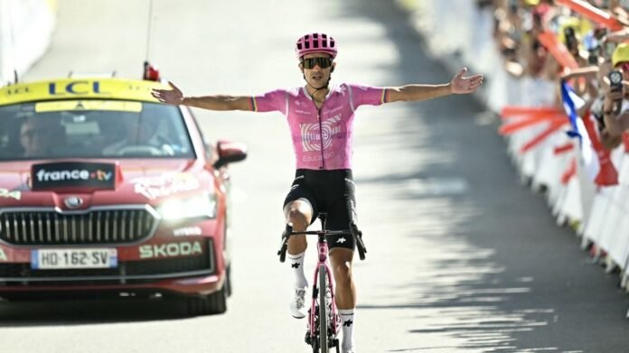 Richard Carapaz dompte ses compagnons d'échappée et remporte la 18e étape du Tour de France au sommet d'Orcières-Merlette