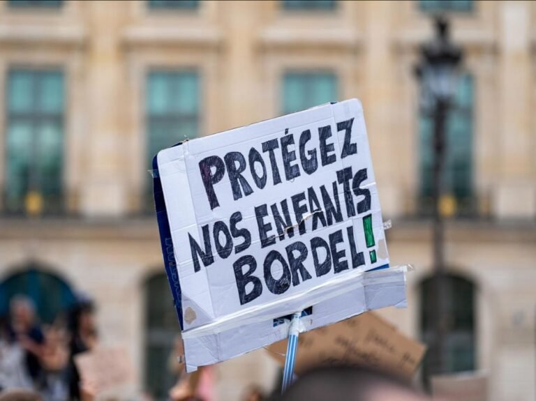 STOP: un dispositif pour orienter les pédophiles vers des soins