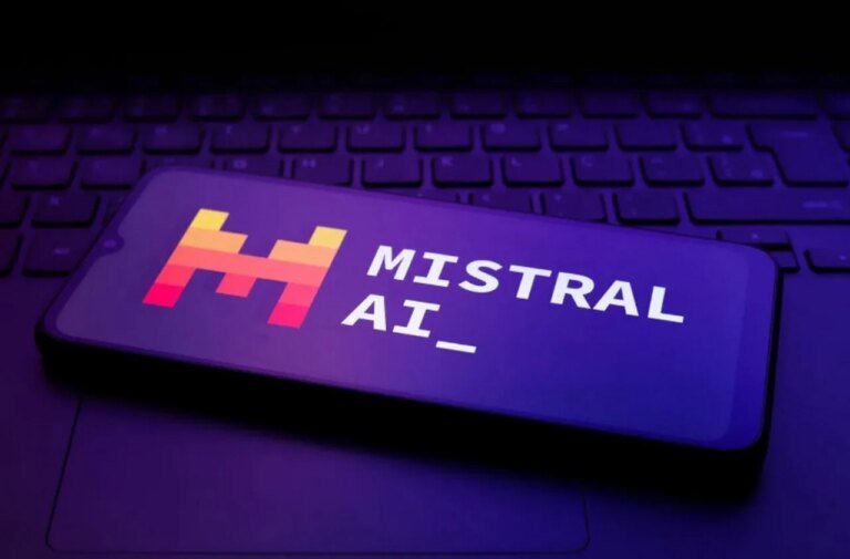 Samsung Electronics envisage un investissement pouvant atteindre 1 milliard d'euros dans Mistral AI