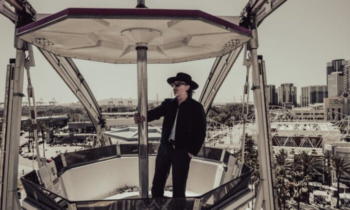 Scott Holiday (Rival Sons) lance son projet solo
