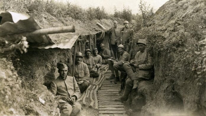 Se mutiler volontairement pour sortir des tranchées, le pari risqué de dizaines de poilus en 1914-1918