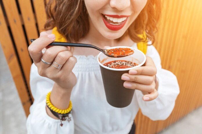 Soupes froides : 7 recettes délicieuses pour supporter la chaleur tout en faisant le plein de bons nutriments !