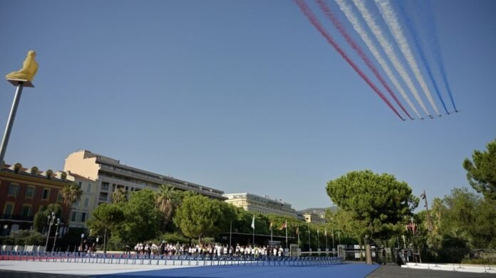 Survol de la Patrouille de France, discours d'Emmanuel Macron… Les moments marquants de la cérémonie à Nice pour les 10 ans de l'attentat du 14-Juillet