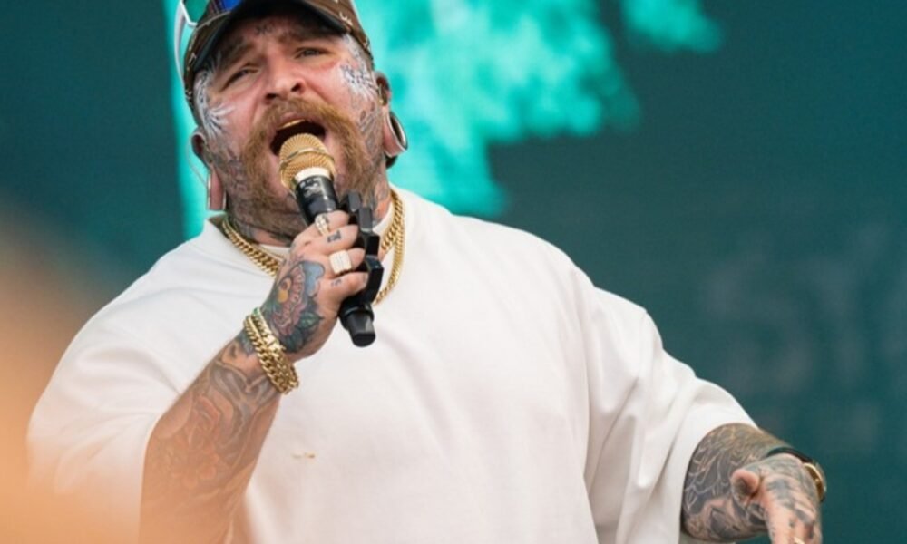 Teddy Swims rembobine sa rupture avec « Break Up in Reverse »