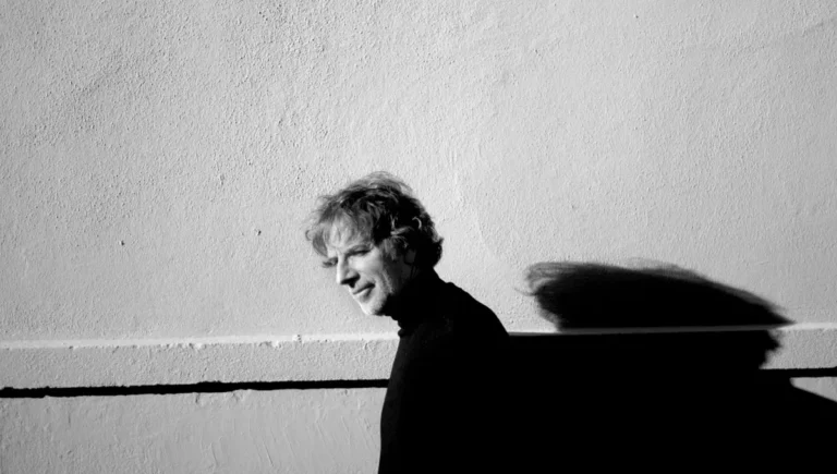 Thomas Fersen : "Le théâtre dit aux gens : attention, il va se passer quelque chose"