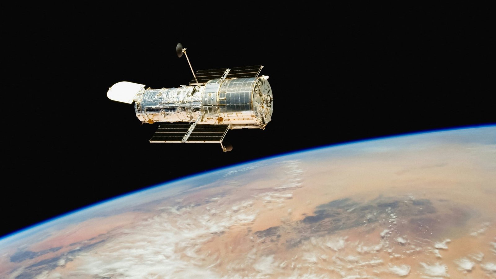 Une arme nucléaire secrète pourrait déjà se cacher en orbite de la Terre: un chercheur veut la trouver