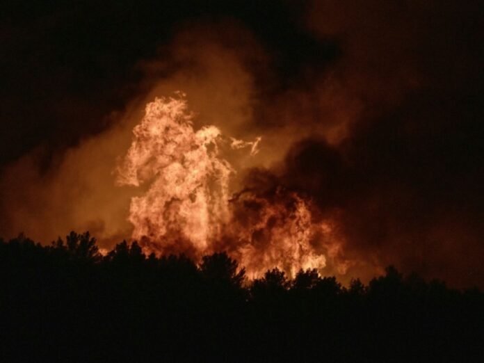 VIDÉO L – e sud de la France frappé par un important incendie attisé par les vents