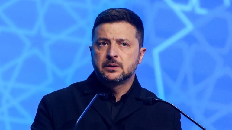 Volodymyr Zelensky annonce le départ de sa Première ministre et un remaniement du gouvernement ukrainien