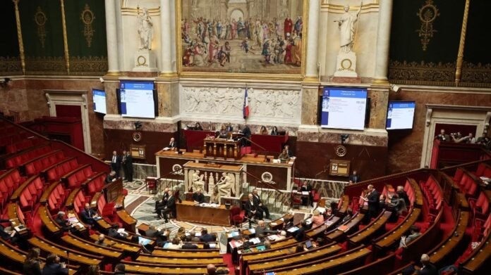 Vrai ou faux. Les frais des parlementaires sont-ils contrôlés et peuvent-ils être rendus publics ?