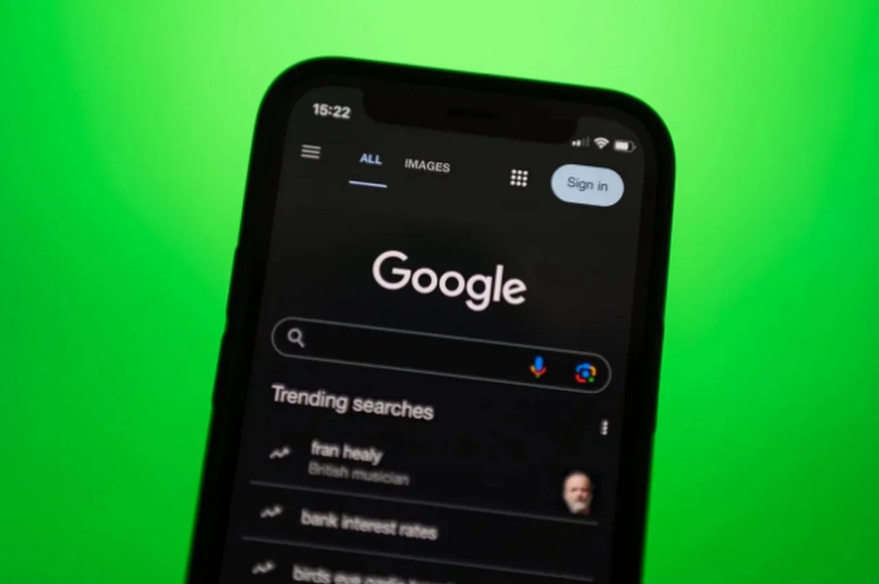 Logo de Google sur un écran d'ordinateur portable