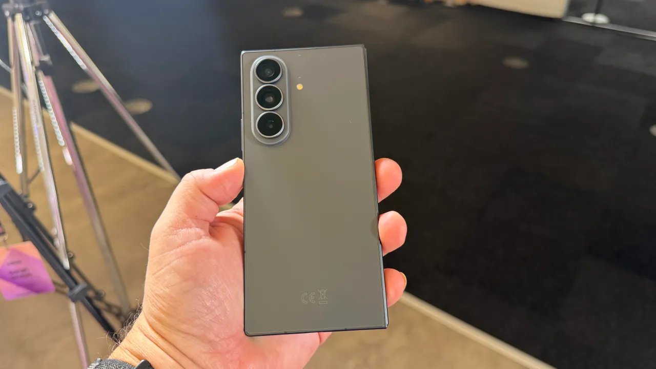 Samsung Galaxy Z Fold 8 Ultra