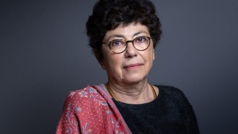 "Départ anecdotique" ou "crise politique" : l'annonce de la démission de Monique Barbut fait réagir la classe politique