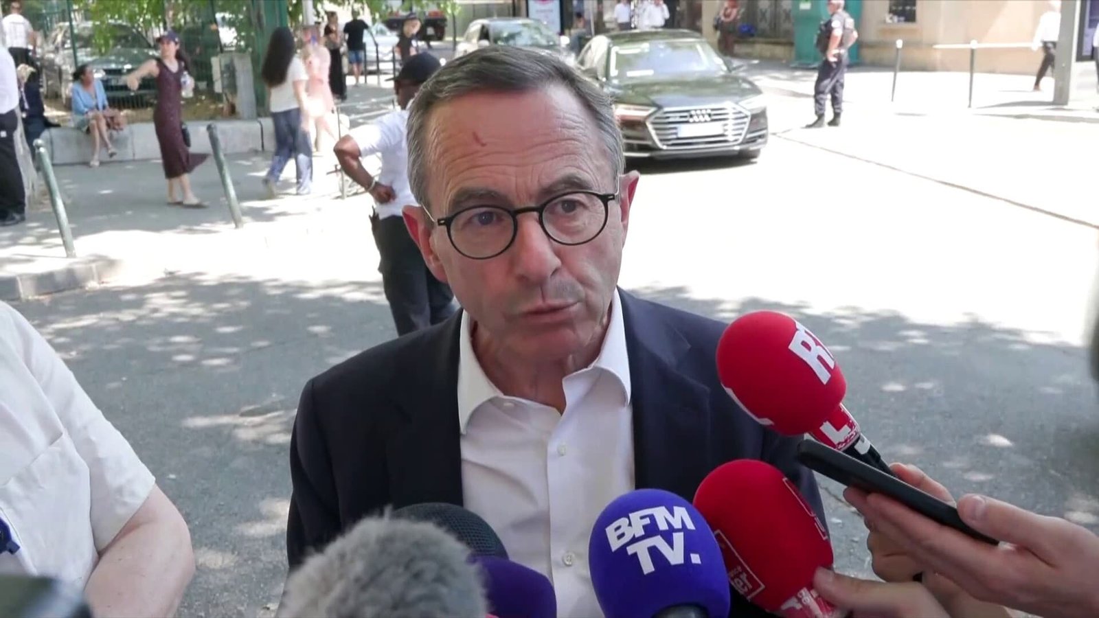 "La prochaine catastrophe, ce sera la catastrophe financière et on y va tout droit": Bruno Retailleau lance une alerte aux Rencontres économiques d'Aix