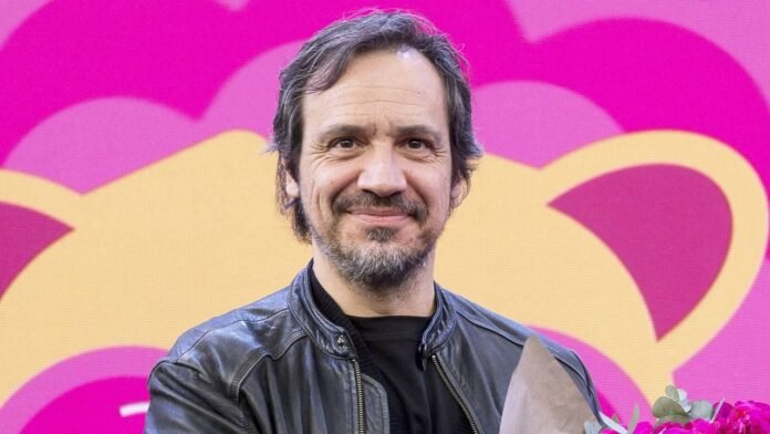 "La vitesse de son élocution" : pour Alexandre Astier, cet acteur est l'un des meilleurs du cinéma français ! "La vitesse de son élocution" : pour Alexandre Astier, cet acteur est l'un des meilleurs du cinéma français !