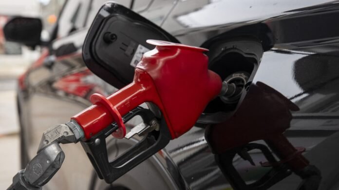 "Les dépenses ont augmenté mais se concentrent dans l'énergie": la flambée du prix des carburants pèse sur le pouvoir d'achat des Américains "Les dépenses ont augmenté mais se concentrent dans l'énergie": la flambée du prix des carburants pèse sur le pouvoir d'achat des Américains