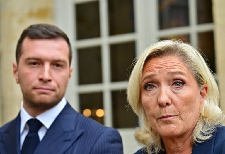 "Voleuse !", Marine Le Pen et Jordan Bardella, la petite virée des inséparables dans la Sarthe écourtée