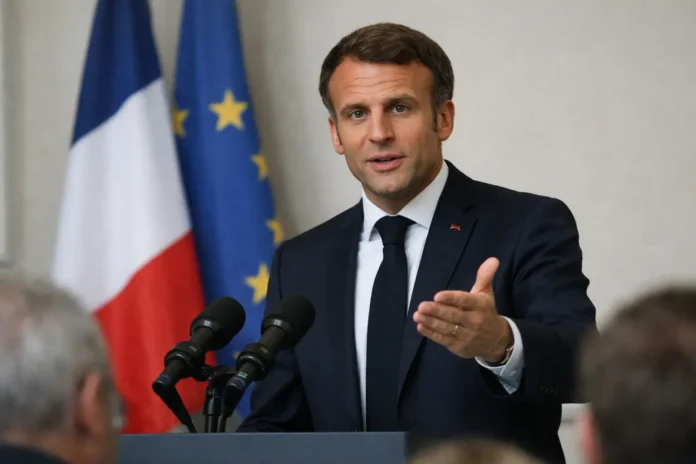 Macron appelle au calme avant la mobilisation du 17 octobre