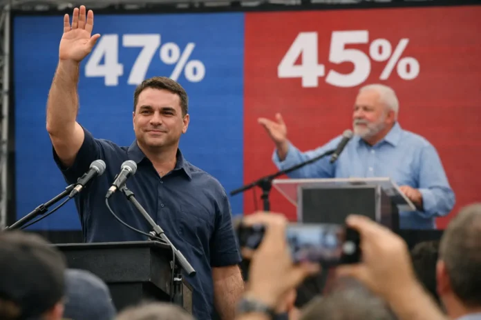 Surprise électorale au Brésil : Flavio Bolsonaro devance Lula au premier tour